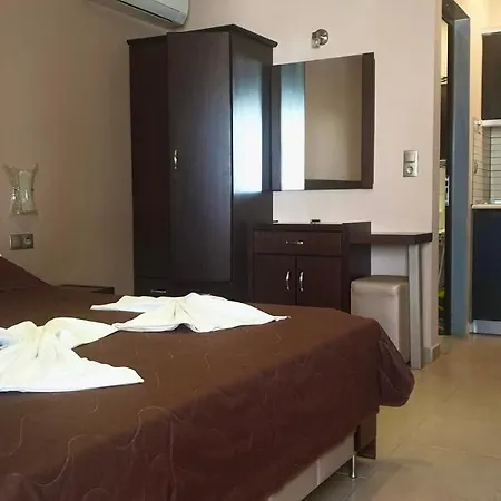 דירות סארטי House Kiratsi מראה חיצוני תמונה