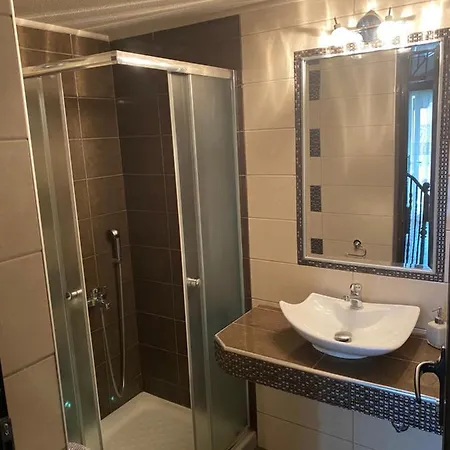דירות סארטי House Kiratsi מראה חיצוני תמונה