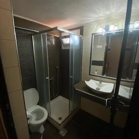 דירות סארטי House Kiratsi מראה חיצוני תמונה
